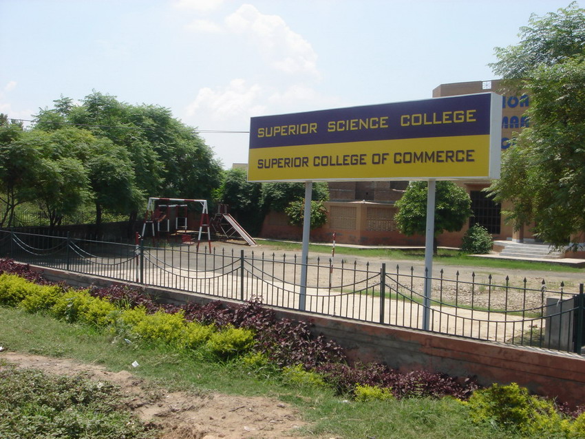 Superior College Of Commerce